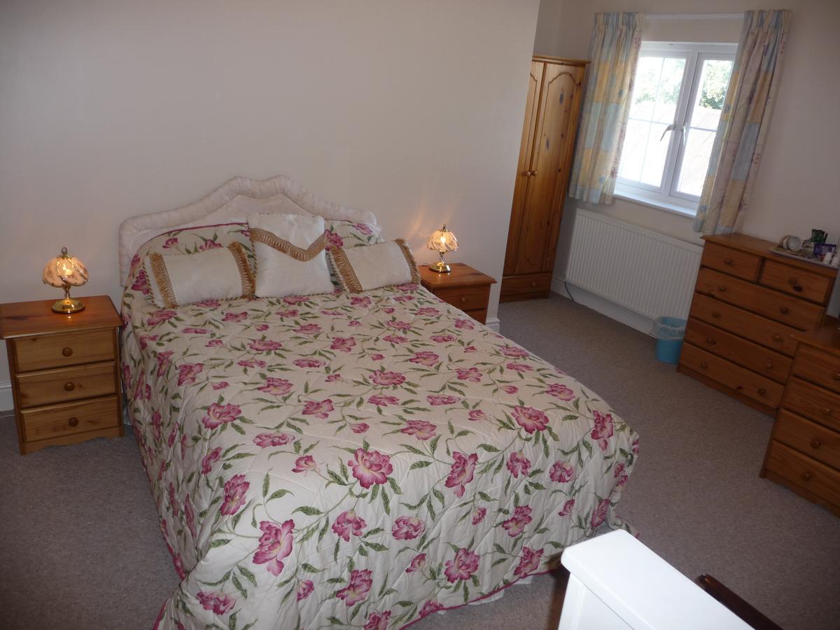 Nant-Y-Ffin Hotel Llandissilio 外观 照片