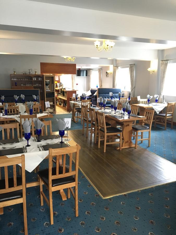 Nant-Y-Ffin Hotel Llandissilio 外观 照片
